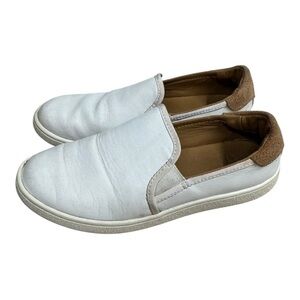 UGG Cas White Leather Slip On Sneakers Women’s Size 6.5 Comfort Casual Shoes